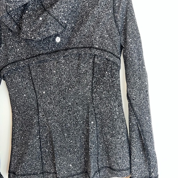 Lululemon Hooded Define Jacket Luminesce Splatter White Black size 8 - Picture 12 of 15